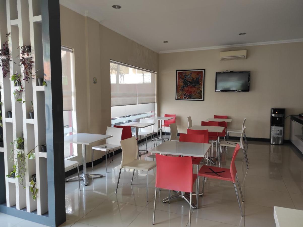Hotel Orlen Yogyakarta Esterno foto