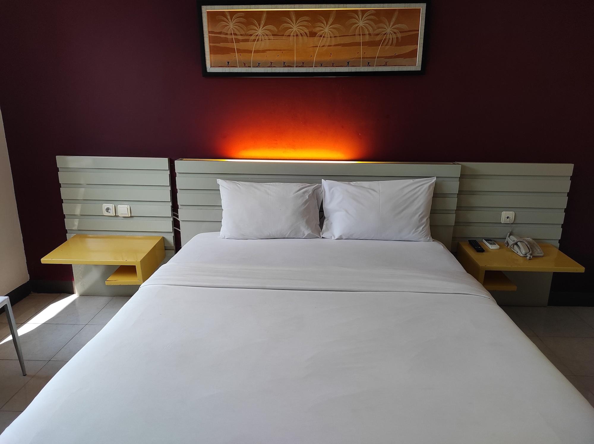 Hotel Orlen Yogyakarta Esterno foto