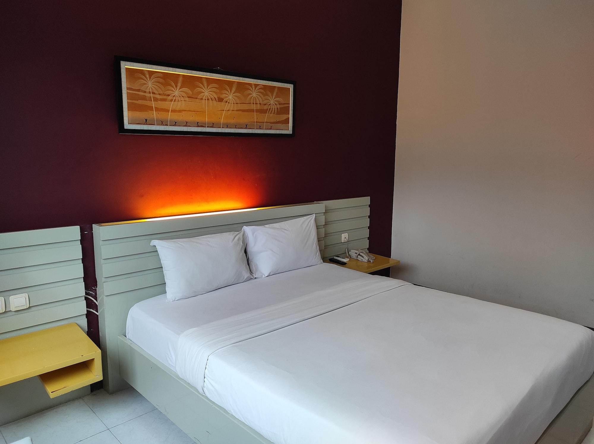Hotel Orlen Yogyakarta Esterno foto