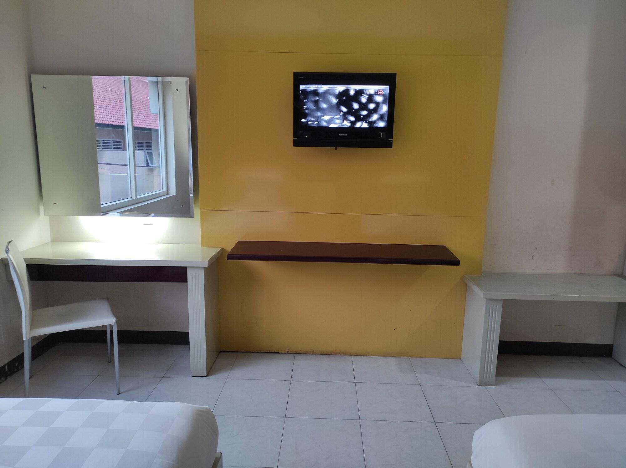 Hotel Orlen Yogyakarta Esterno foto