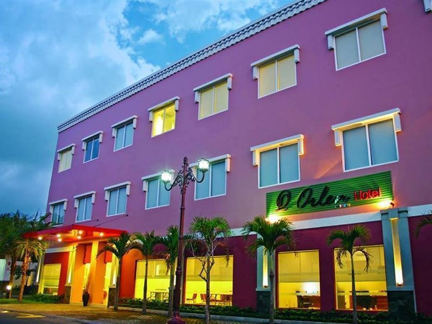 Hotel Orlen Yogyakarta Esterno foto