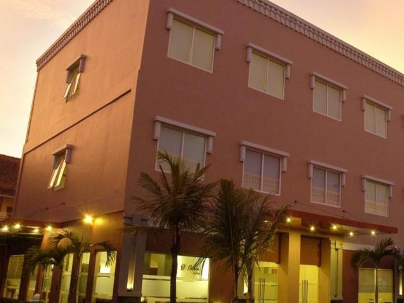 Hotel Orlen Yogyakarta Esterno foto