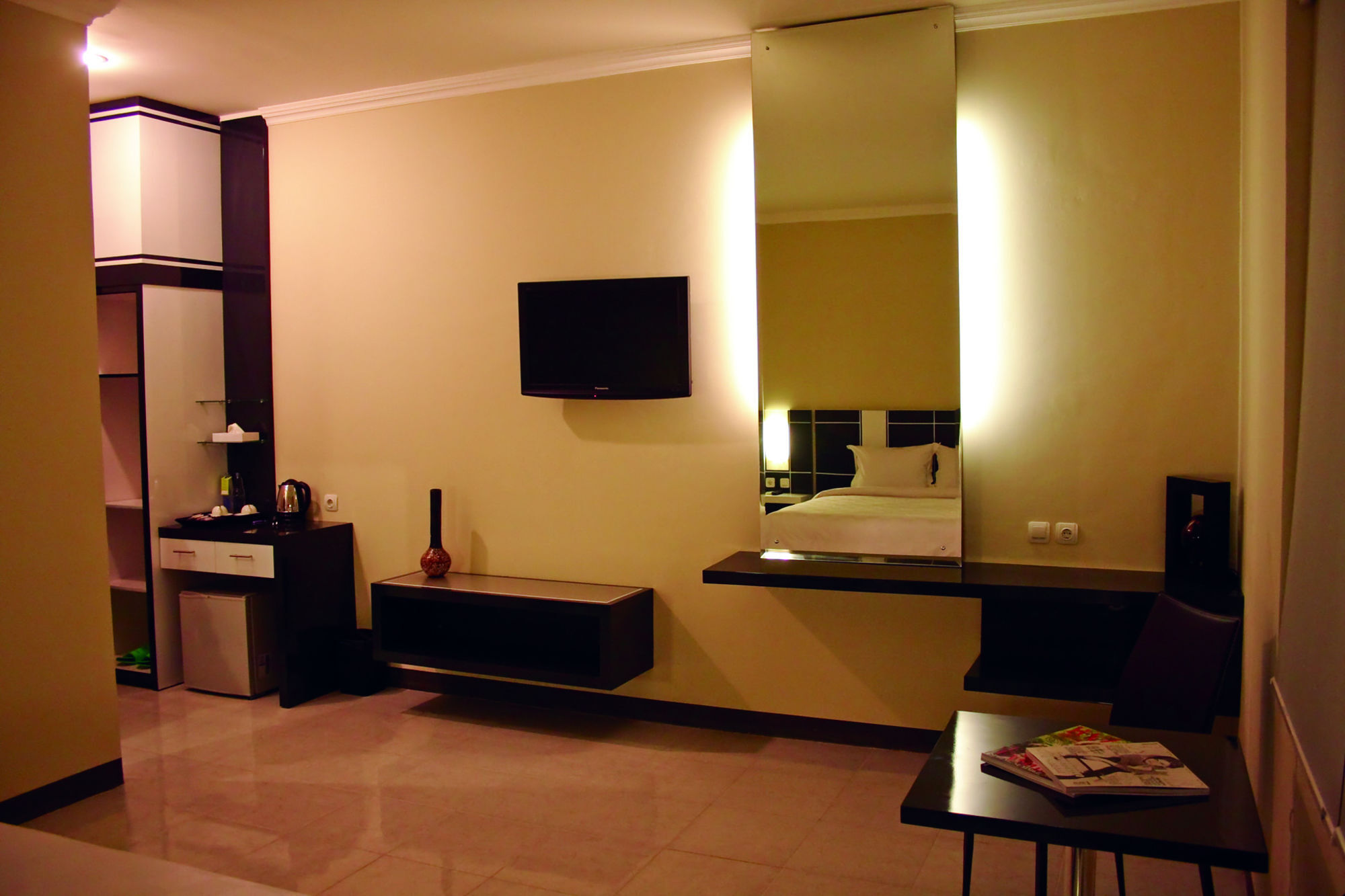 Hotel Orlen Yogyakarta Esterno foto
